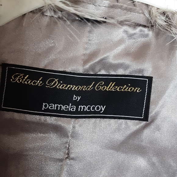 Faux Fun - Picture 5 of 7